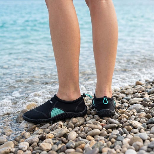 Buty do wody, szybkoschnące na plażę kajak jeżowce, kamienie rozm. 40 damskie czarne