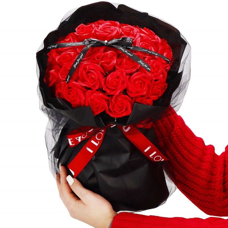 Mydlany bukiet kwiatowy 32 szt. róże czerwone