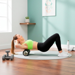 Wałek do masażu, średnio twardy, roller z wypustkami, czarny