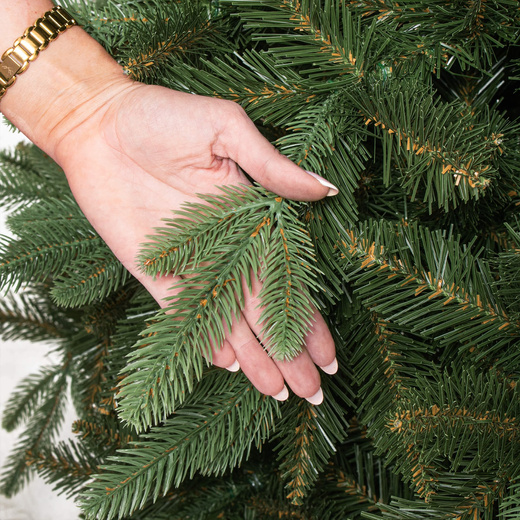 Choinka sztuczna 150 cm Premium Royal Trees świerk syberyjski z drewnianym stojakiem