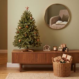 Choinka sztuczna 120 cm Premium Royal Trees świerk kaukaski jak żywy z drewnianym stojakiem