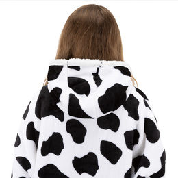 Kocobluza damska oversize koc bluza 2w1 z kapturem ciepła szlafrok futrzak czarno-biały