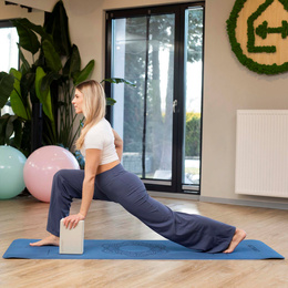 Kostka do jogi piankowa EVA 23x15x7,5 cm klocek blok do ćwiczeń pilates stretching beżowy