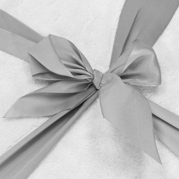 Narzuta na łóżko, pled 150x200 cm koc na kanapę jasny szary