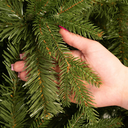 Choinka sztuczna 240 cm świerk himalajski jak żywy PE Royal Trees premium drzewko świąteczne