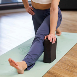 Kostka do jogi piankowa EVA 23x15x7,5 cm klocek blok do ćwiczeń pilates stretching czarny