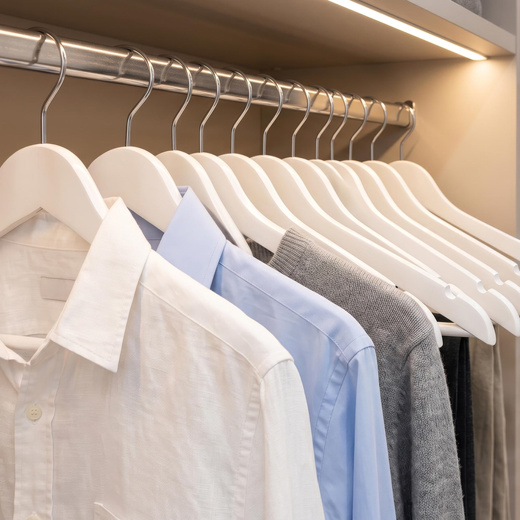 Wieszaki drewniane na ubrania 30 szt. do szafy, z haczykiem 360 stopni lakierowane białe