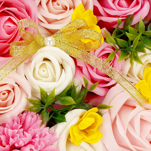 Pudełko 15 szt. kwiatów mydlanych Flower box