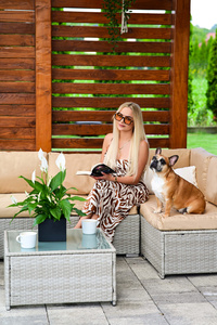 Meble ogrodowe zestaw modułowy technorattan stolik kawowy i 6 modułów beżowy