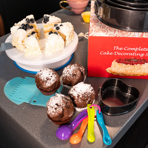 Zestaw cukierniczy 345 el. do dekoracji, akcesoria do ciast i babeczek