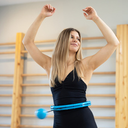 Hula hop z obciążeniem 24 elementy składane, z wypustkami do treningu cardio i fitness, niebieskie