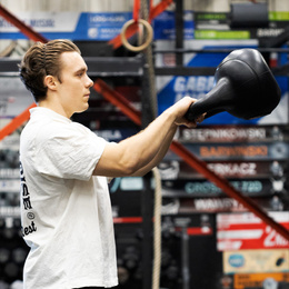 Kettlebell 20 kg odważnik, hantla do ćwiczeń ABS kula do treningu siłowego, czarny