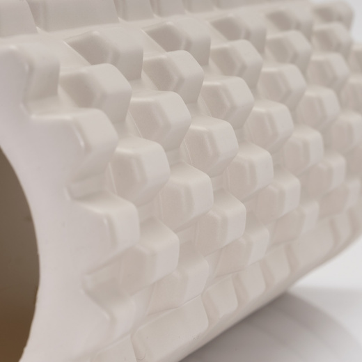 Wałek do masażu, średnio twardy, roller z wypustkami, jasny beż