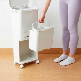 Kosz na śmieci, trzykomorowy 42 l do segregacji odpadów, na kółkach, biały