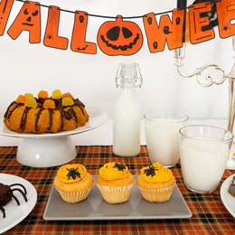 Dekoracje na Halloween girlanda 200 cm napis happy halloween ozdoby