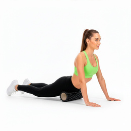 Wałek do masażu, średnio twardy, roller z wypustkami, czarny