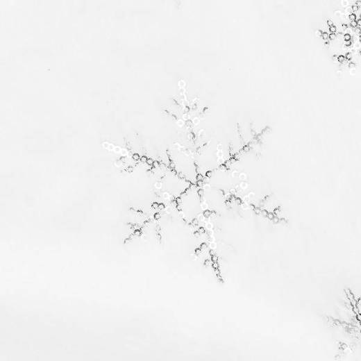 Dywanik pod choinkę 90 cm mata na prezenty biała w śnieżynki