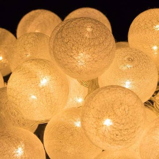 Lampki dekoracyjne cotton balls 30 LED 30 kul białe
