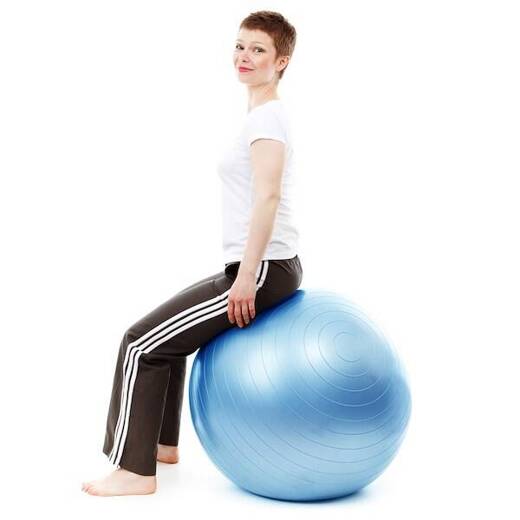 Piłka fitness gimnastyczna do ćwiczeń 55 cm błękitna z pompką