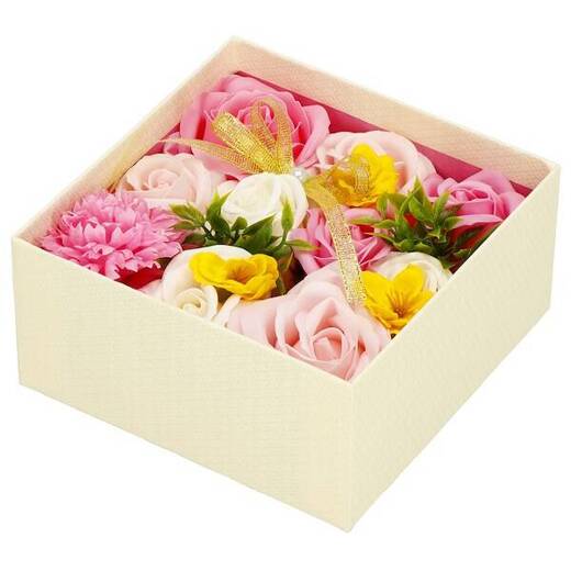 Pudełko 15 szt. kwiatów mydlanych Flower box