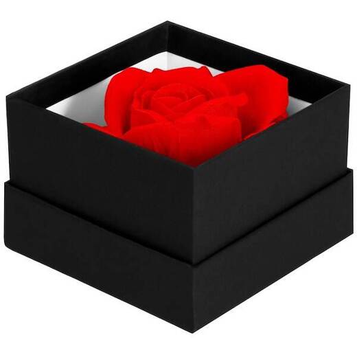 Wieczna róża w pudełku prezentowym 