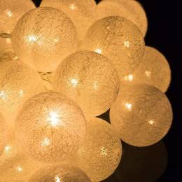 Lampki dekoracyjne cotton balls 30 LED 30 kul białe